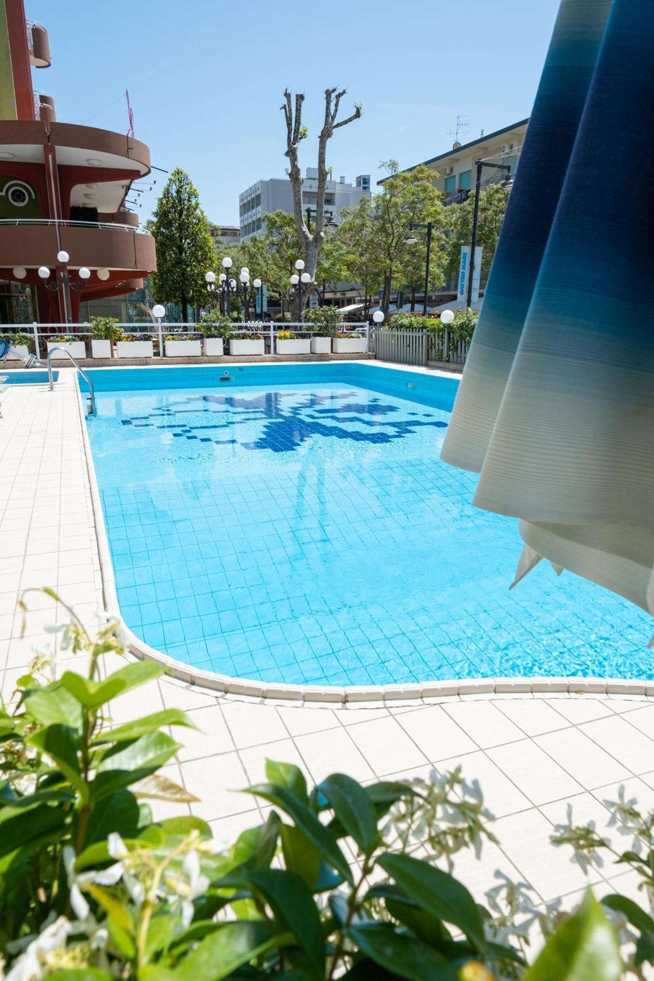 Hotel Capitol Gatteo a Mare Εξωτερικό φωτογραφία