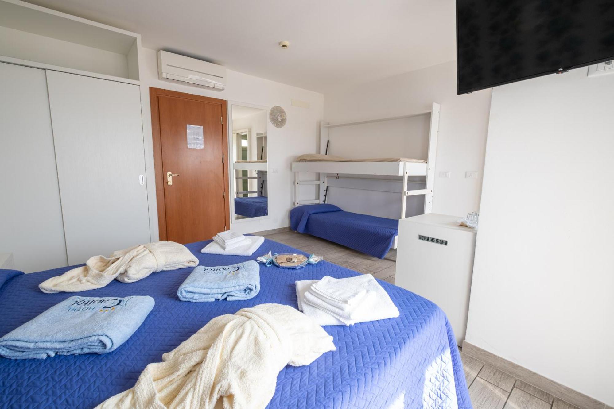 Hotel Capitol Gatteo a Mare Εξωτερικό φωτογραφία