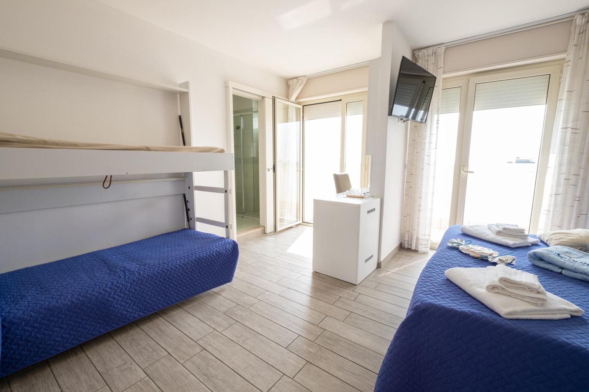 Hotel Capitol Gatteo a Mare Εξωτερικό φωτογραφία