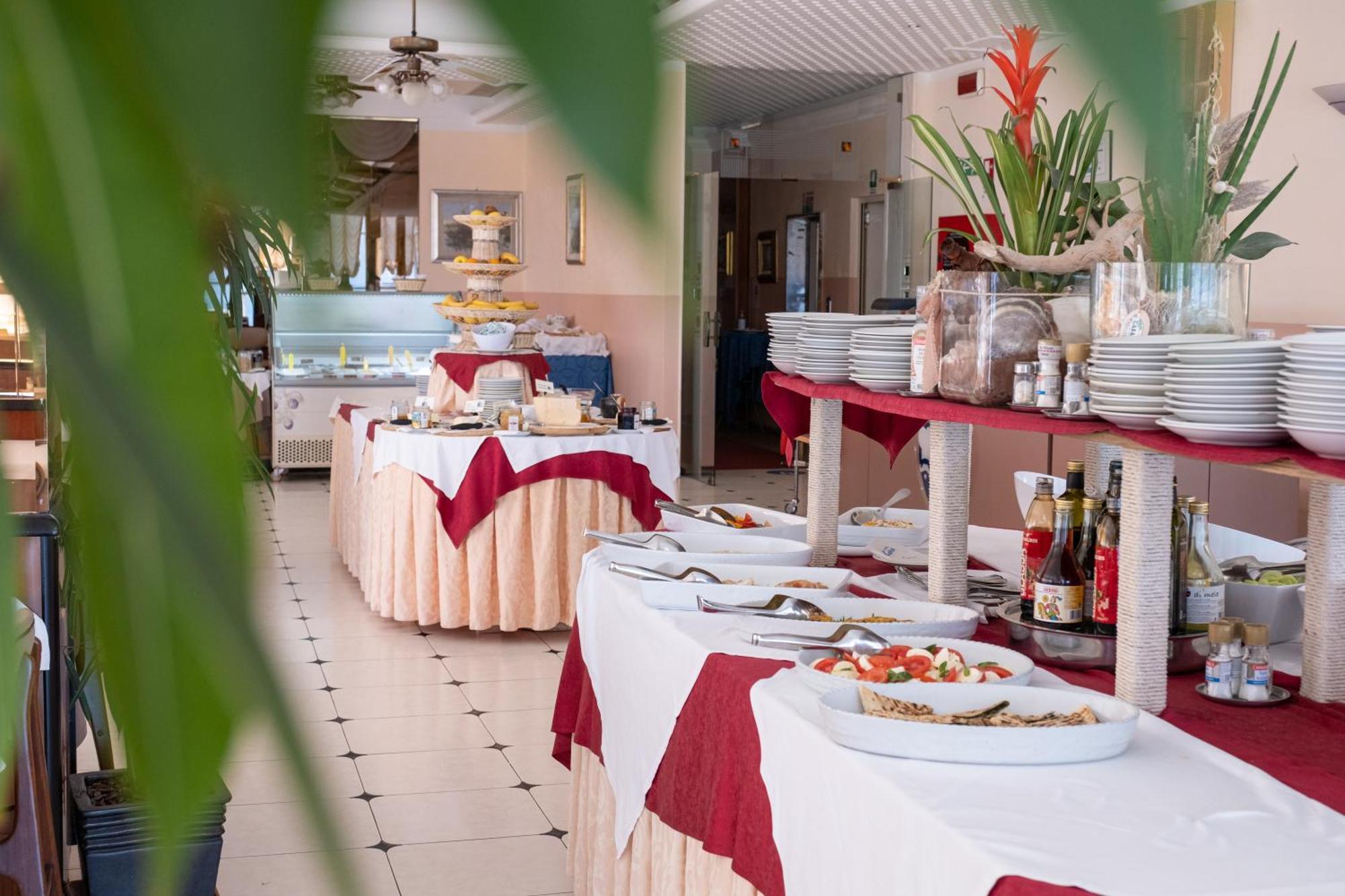 Hotel Capitol Gatteo a Mare Εξωτερικό φωτογραφία